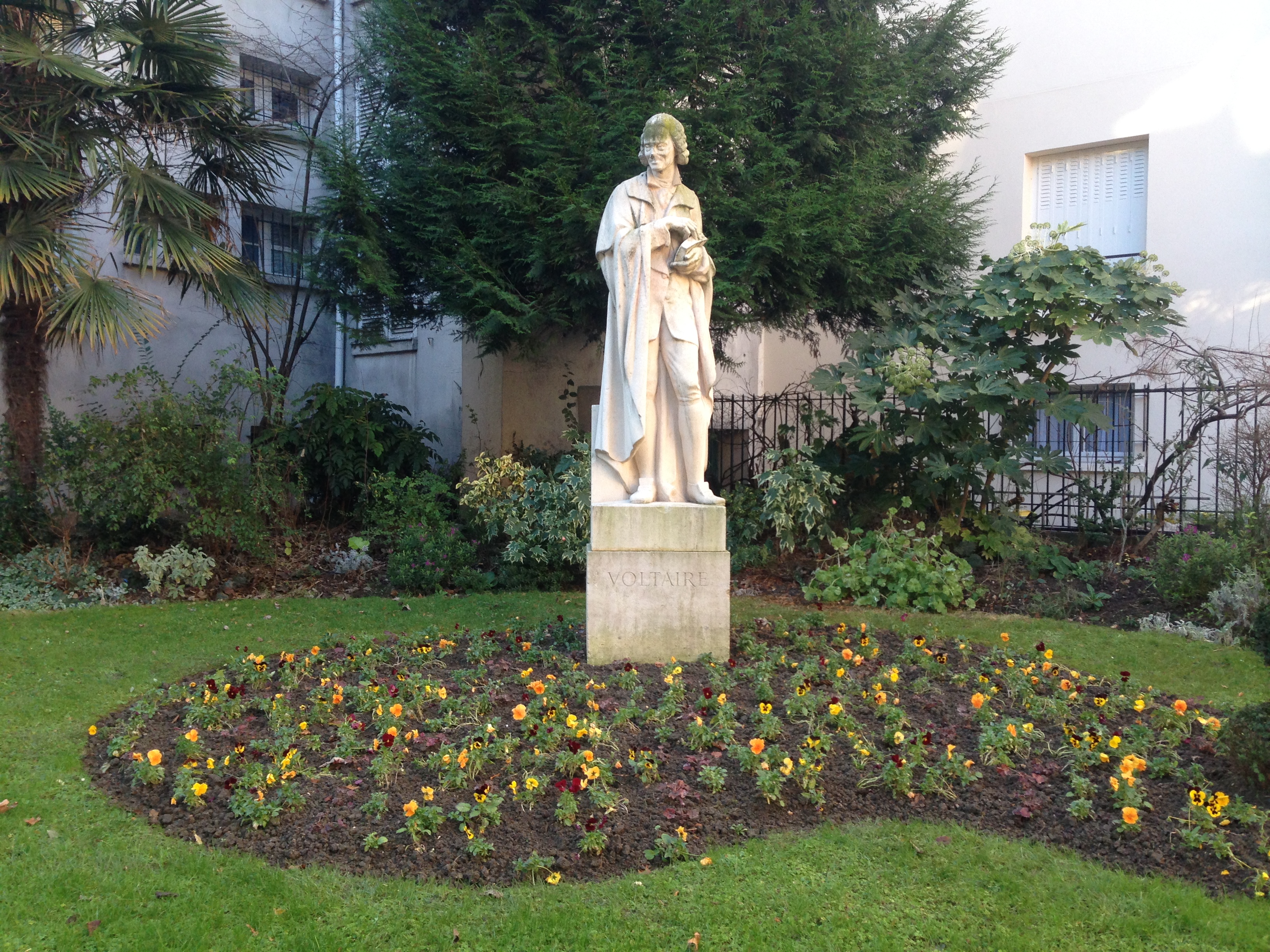 саунада көңіл көтеру туралы бейне