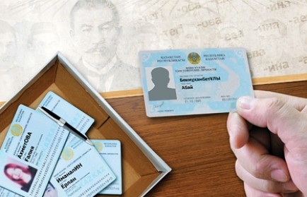 Ұялы телефонға түсірілген бұрмалаушылық порно көру