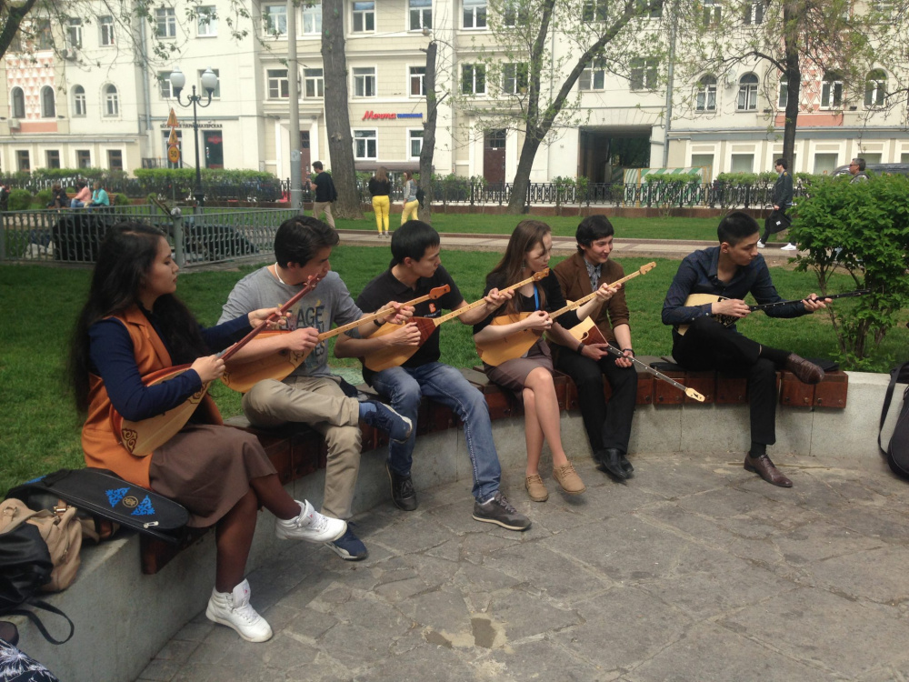 Барлығы трахата салатын секс кештері Үлкен сиськи бар жапондық әйелдің порно видеосы