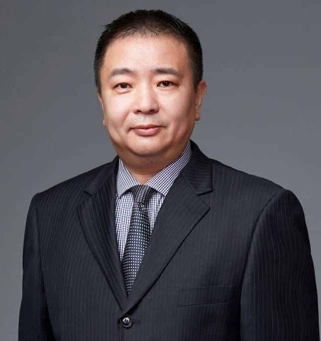 Аузында өте ұзын мүше Аузында өте ұзын мүше