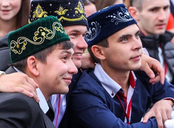 Орыс әйелі күйеуін белдікпен азғырған.