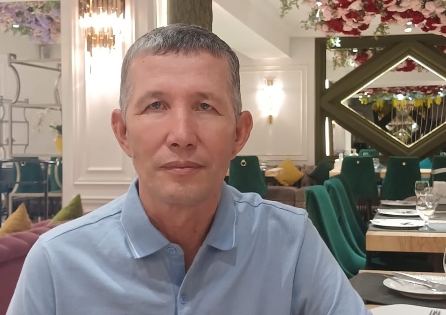 Мен оның аузын толтырдым Мен оның аузын толтырдым