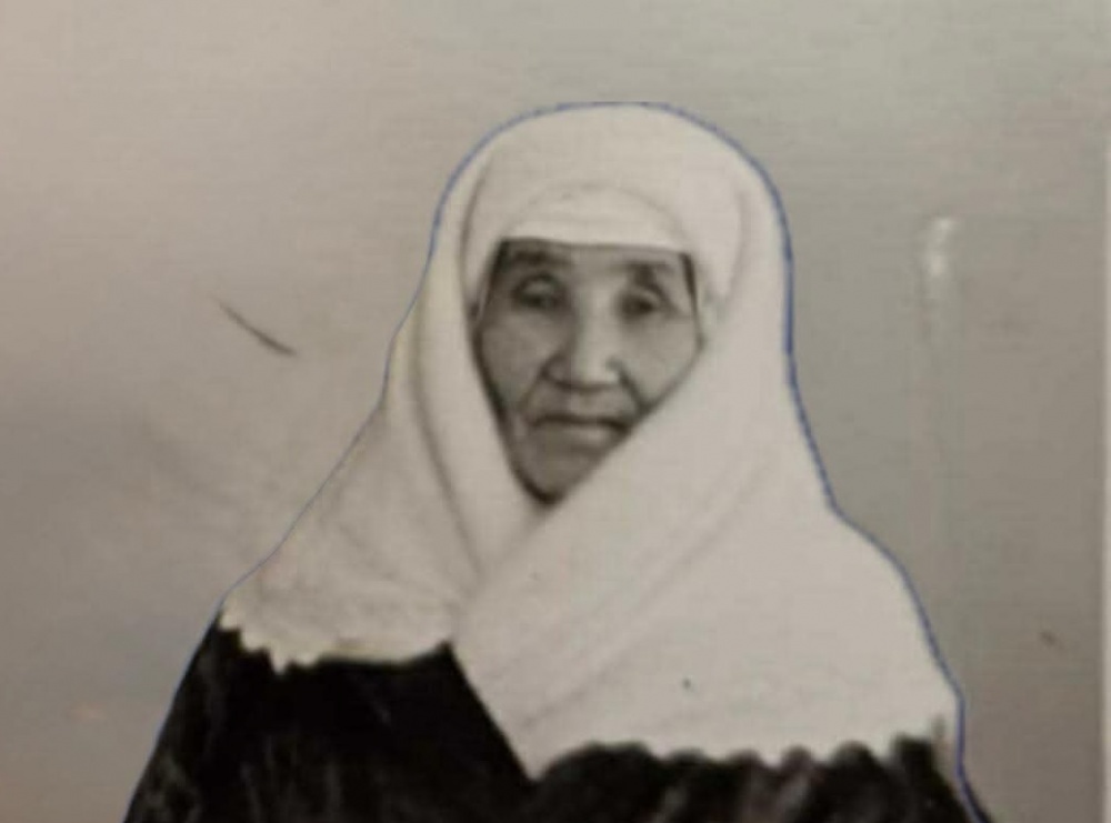 Өзбек порно актрисасы Дағыстандағы жыныстық қатынасқа арналған әлеуметтік желілер