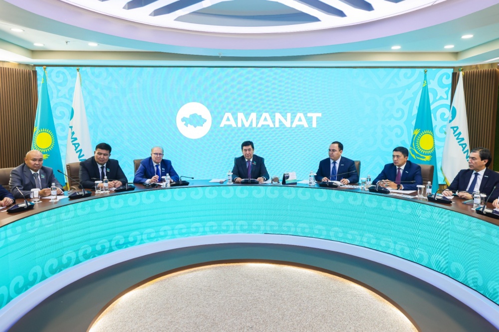 Кемпірдің мысығын жалау